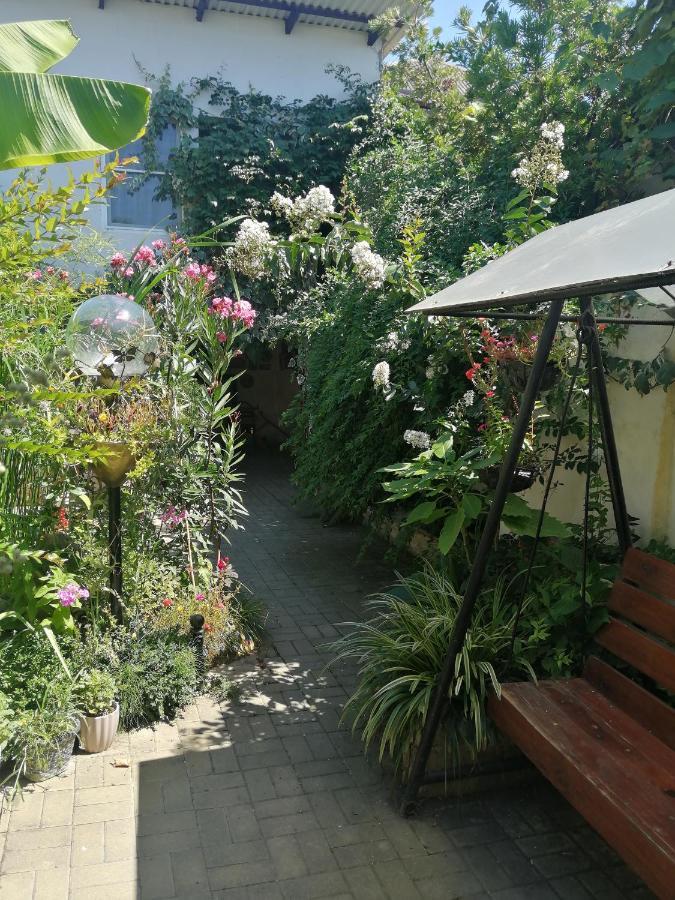 Magnoliia Hotel Sukhumi Ngoại thất bức ảnh