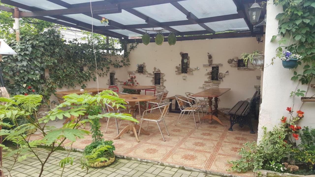 Magnoliia Hotel Sukhumi Ngoại thất bức ảnh